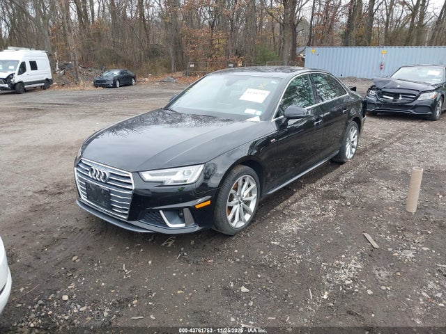 2019 AUDI A4 WAUENAF47KN001141 Photo 1