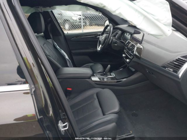 2018 BMW X3 5UXTR9C5XJLC76265 Photo 4