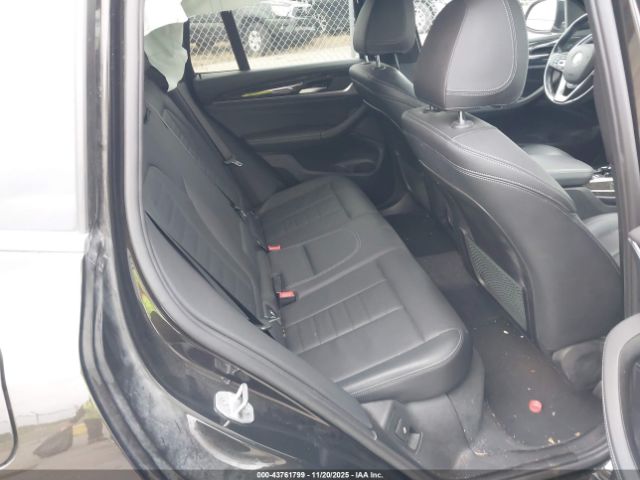 2018 BMW X3 5UXTR9C5XJLC76265 Photo 7