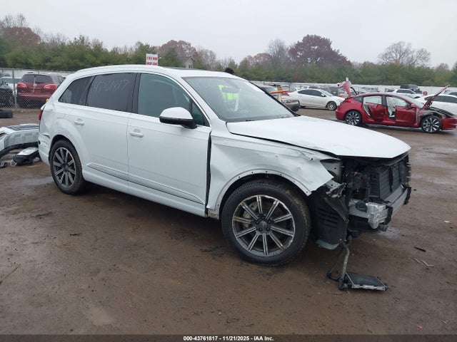 2017 AUDI Q7 WA1VAAF76HD017736 Photo 0