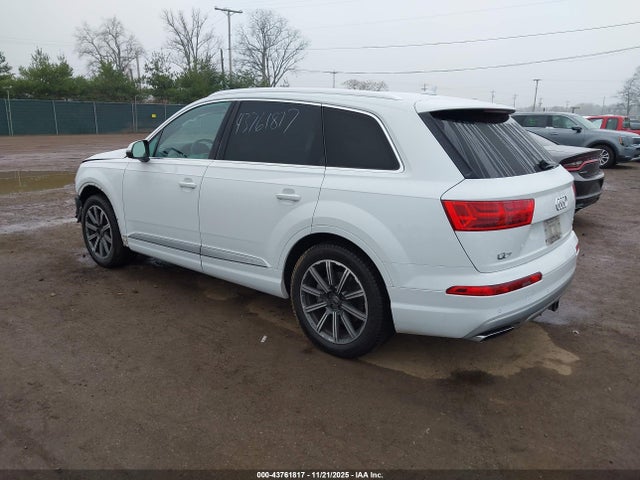 2017 AUDI Q7 WA1VAAF76HD017736 Photo 2