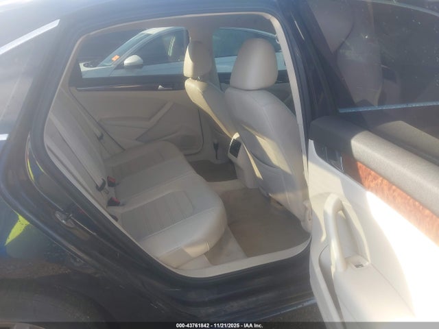 Продаж на аукціоні авто 2013 Volkswagen Passat 2.5l Sel, vin: 1VWCP7A39DC077543, номер лоту: 43761842