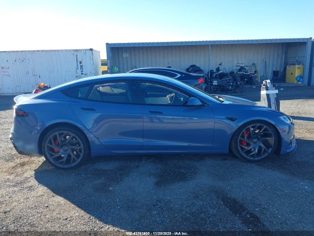 5YJSA1E65TF555170 Tesla Model S Plaid