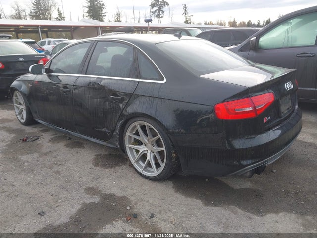 2015 AUDI S4 WAUBGAFL3FA127935 Photo 2