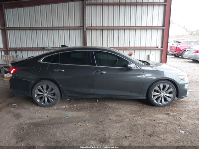 1G1ZH5SX4GF245892 Chevrolet Malibu Premier