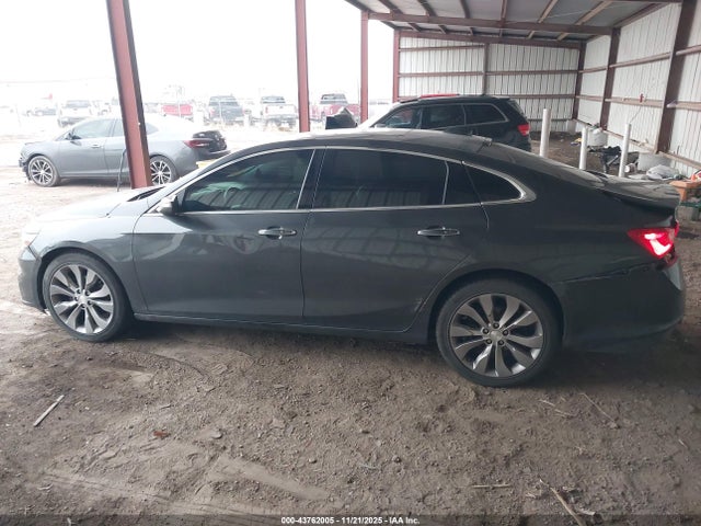 1G1ZH5SX4GF245892 Chevrolet Malibu Premier