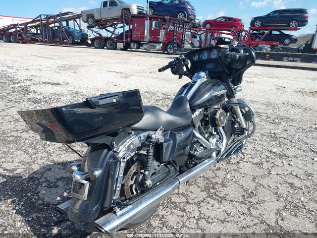 2016 HARLEY-DAVIDSON FLHX 1HD1KBM15GB645527 Photo 3