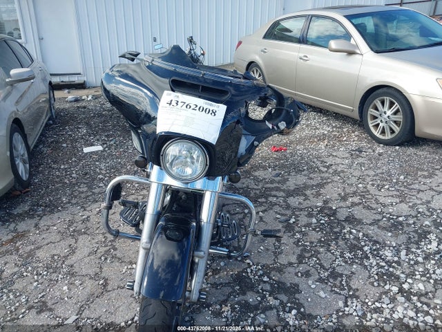 2016 HARLEY-DAVIDSON FLHX 1HD1KBM15GB645527 Photo 4