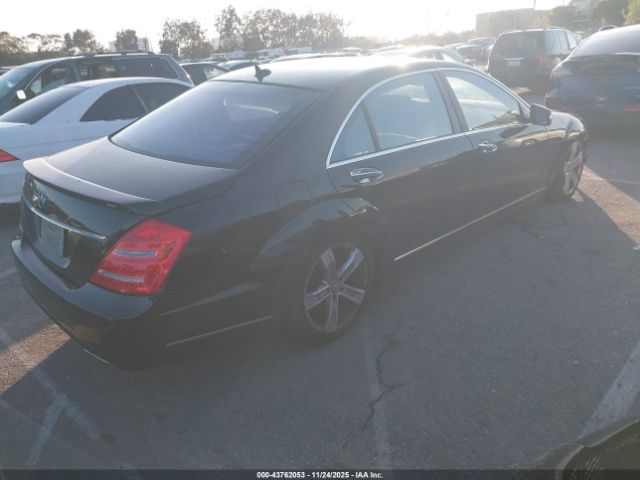 2013 MERCEDES-BENZ S 550 WDDNG7DB0DA527970 Photo 3