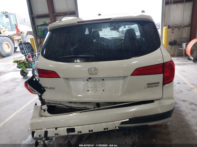 Auction sale of the 2016 Honda Pilot Touring, vin: 5FNYF6H93GB026417, lot number: 43762147