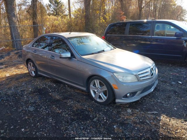 2010 MERCEDES-BENZ C 300 WDDGF8BB7AR105065