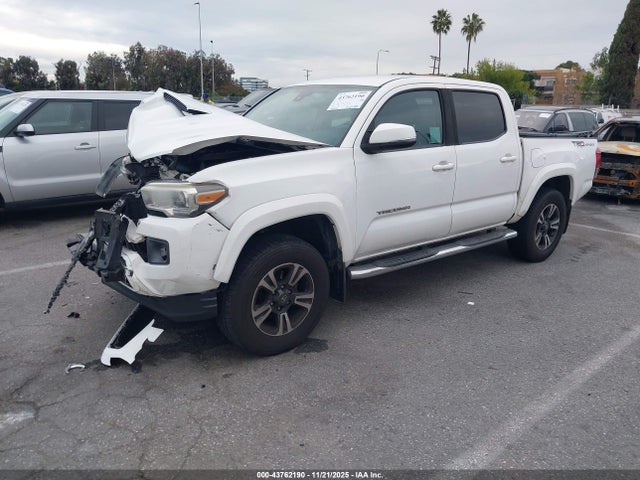 43762190 :رقم المزاد ، 3TMAZ5CN0KM083380 vin ، 2019 Toyota Tacoma Trd Sport مزاد بيع