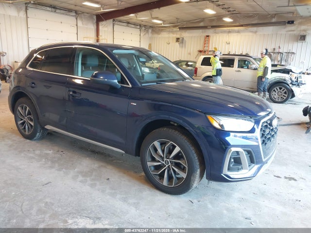 2022 AUDI Q5 WA1GAAFY0N2027185 Photo 0