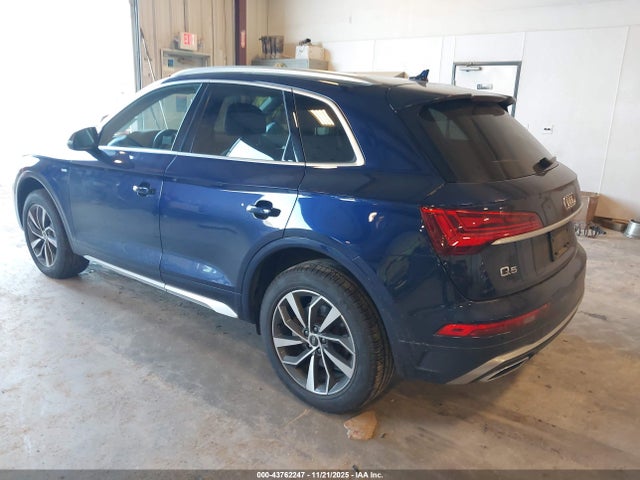 2022 AUDI Q5 WA1GAAFY0N2027185 Photo 2