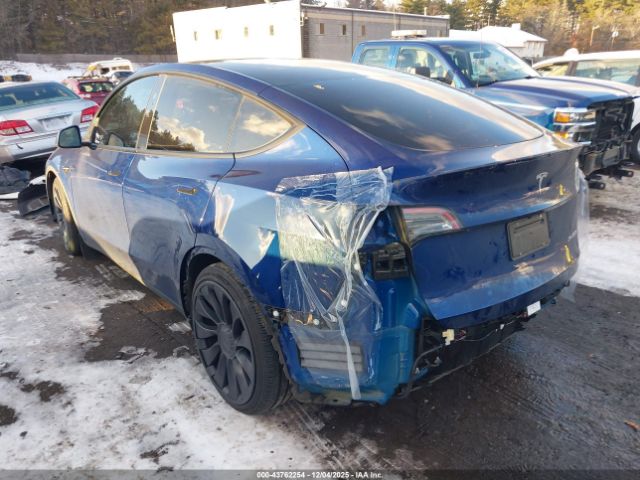 2024 TESLA MODEL Y 7SAYGDEF9RA295956 Photo 2