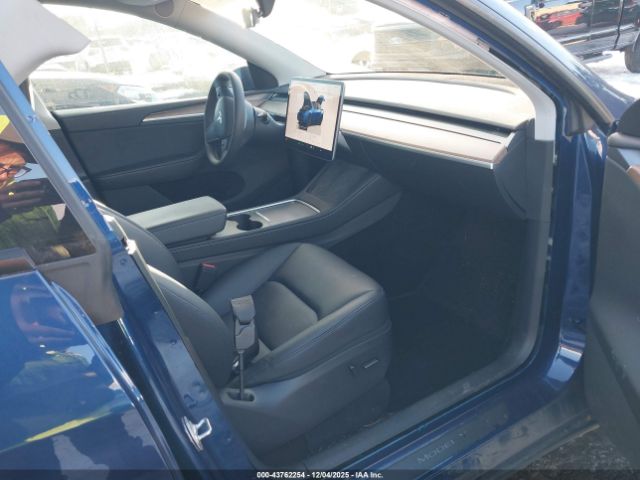 2024 TESLA MODEL Y 7SAYGDEF9RA295956 Photo 4