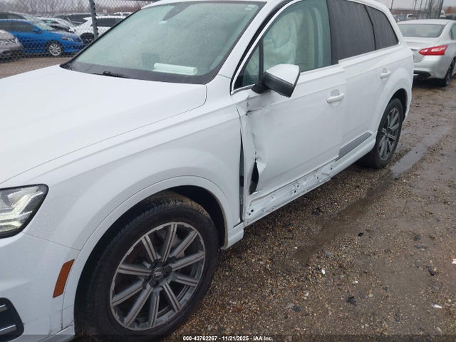 2019 AUDI Q7 WA1LHAF78KD043863 Photo 5