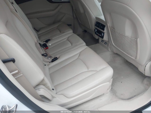 2019 AUDI Q7 WA1LHAF78KD043863 Photo 7