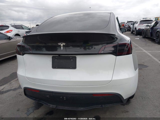 7SAYGDEE8PA083358 Tesla Model Y Awd/long Range Dual Motor All-wheel Drive