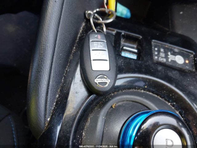 2022 NISSAN LEAF 1N4AZ1CV5NC552189 Photo 10