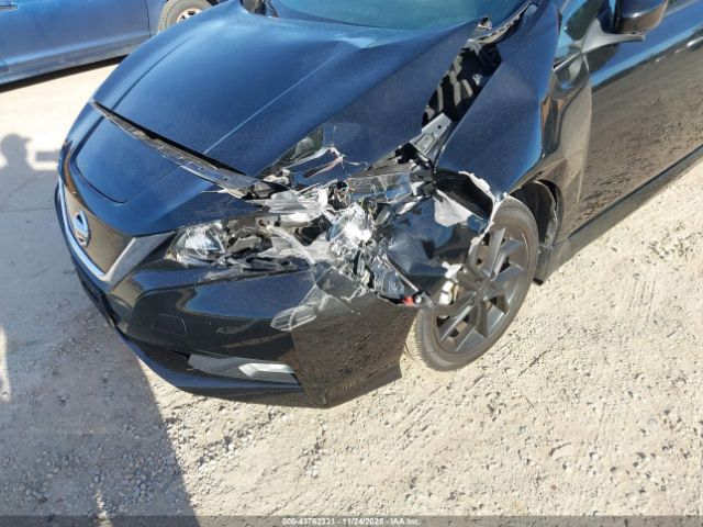 2022 NISSAN LEAF 1N4AZ1CV5NC552189 Photo 5