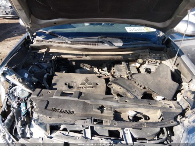 2019 MITSUBISHI OUTLANDER JA4AZ3A3XKZ040258 Photo 9