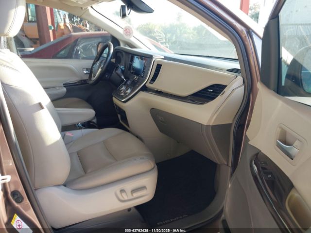 2018 TOYOTA SIENNA 5TDYZ3DCXJS960357 Photo 4