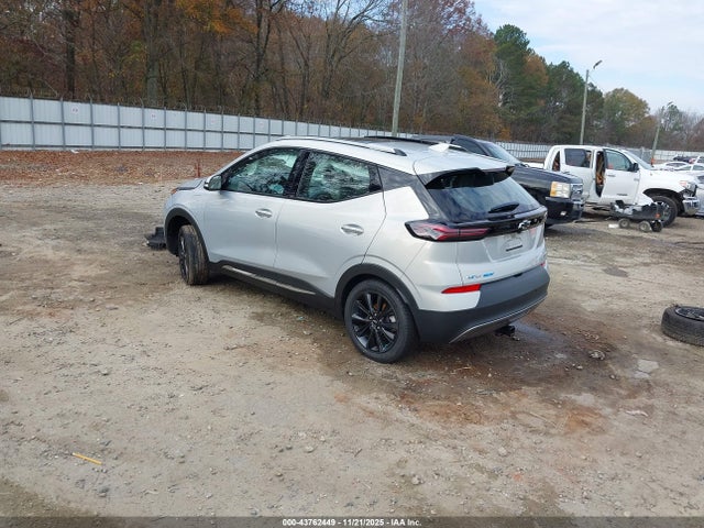 2022 CHEVROLET BOLT EUV 1G1FZ6S00N4105338 Photo 2