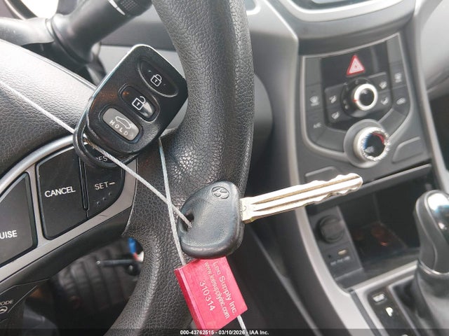5NPDH4AE0FH627871 Hyundai ELANTRA SE