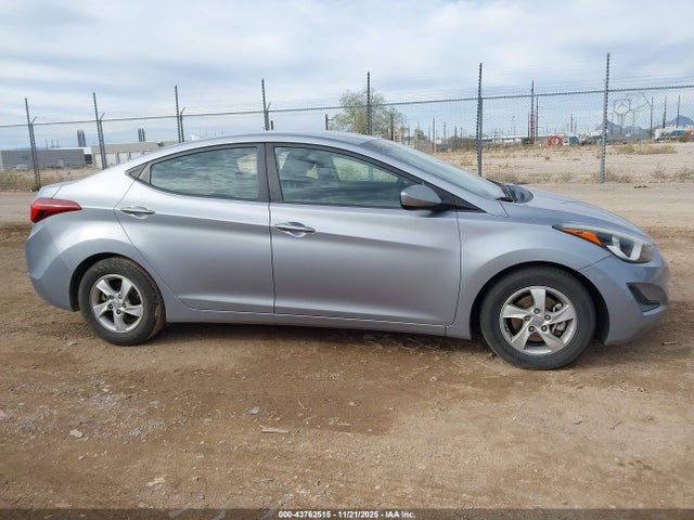 5NPDH4AE0FH627871 Hyundai ELANTRA SE