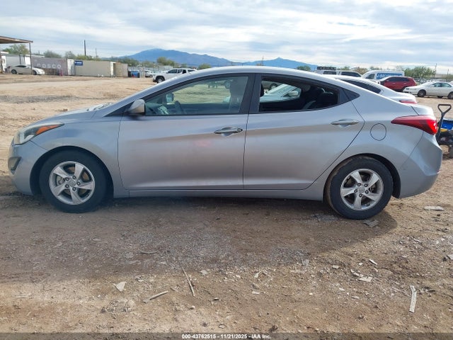 5NPDH4AE0FH627871 Hyundai ELANTRA SE