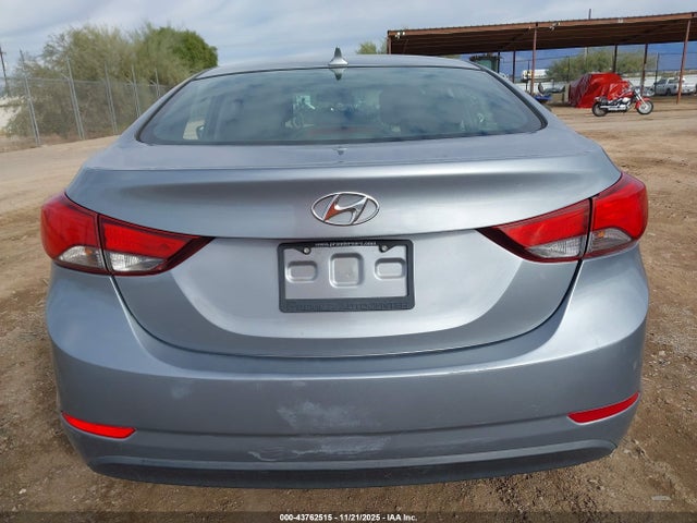 5NPDH4AE0FH627871 Hyundai ELANTRA SE