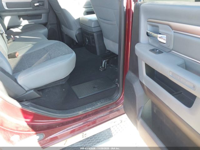 2018 RAM 1500 3C6RR6LT8JG205155 Photo 7