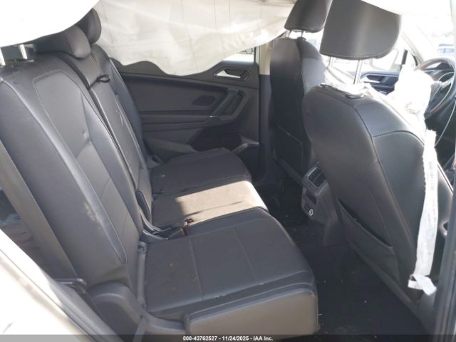 2018 VOLKSWAGEN TIGUAN 3VV3B7AX5JM134787 Photo 7