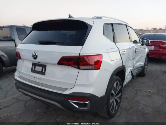 2022 VOLKSWAGEN TAOS 3VVSX7B21NM032649 Photo 3
