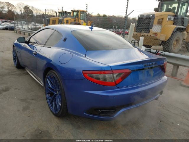 2014 MASERATI GRANTURISMO ZAM45VLA3E0104943 Photo 2