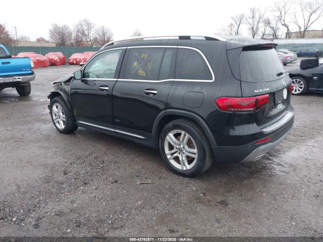 2020 MERCEDES-BENZ GLB 250 WDC4M4HB3LW010763 Photo 2