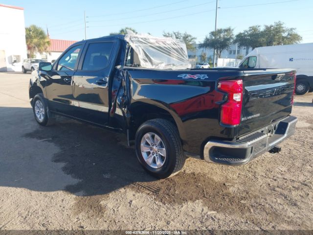 2025 CHEVROLET SILVERADO 1500 1GCUKDED0SZ120054 Photo 2