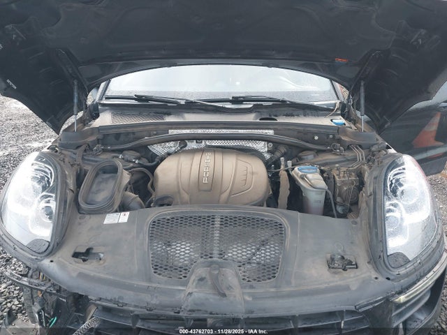 2018 PORSCHE MACAN WP1AA2A57JLB21520 Photo 9