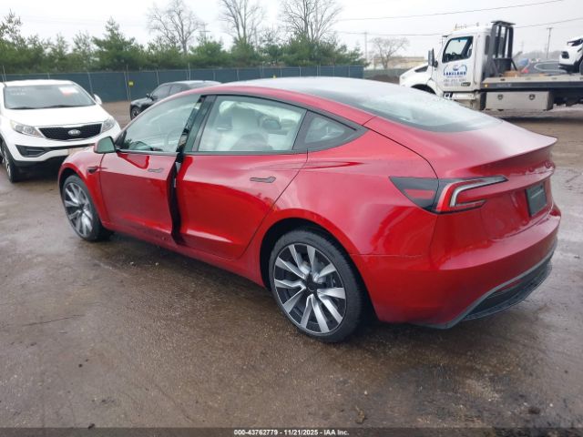 2025 TESLA MODEL 3 5YJ3E1EA1SF014547 Photo 2