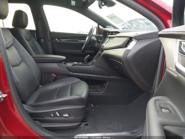 2022 CADILLAC XT5 1GYKNCRS4NZ148780 Photo 4