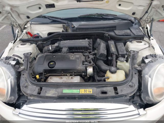 2009 MINI COOPER CLUBMAN WMWML33529TX35122 Photo 9