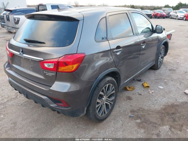 2018 MITSUBISHI OUTLANDER SPORT JA4AP3AU0JZ019996 Photo 3