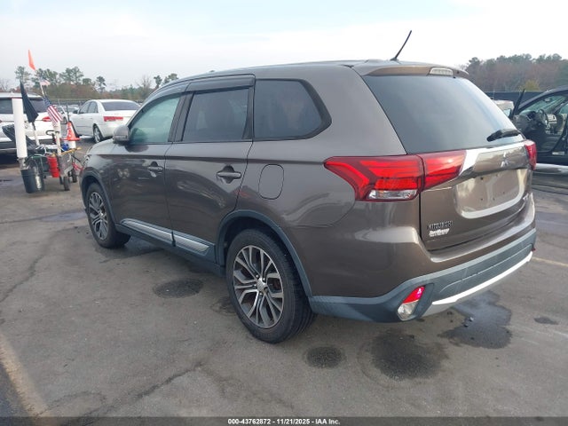 2016 MITSUBISHI OUTLANDER JA4AD3A34GZ048779 Photo 2