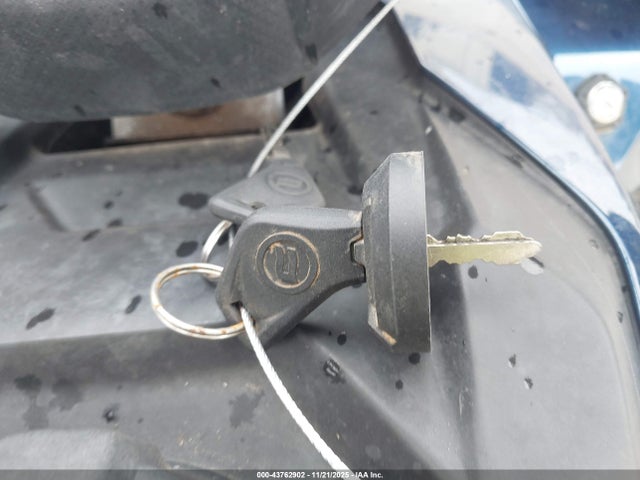 2023 CF MOTO CFORCE LCELDUZL8P6001233 Photo 10