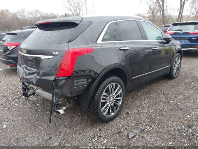 2017 CADILLAC XT5 1GYKNERS8HZ140634 Photo 3