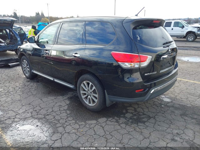 5N1AR2MM9FC613837 Nissan Pathfinder S