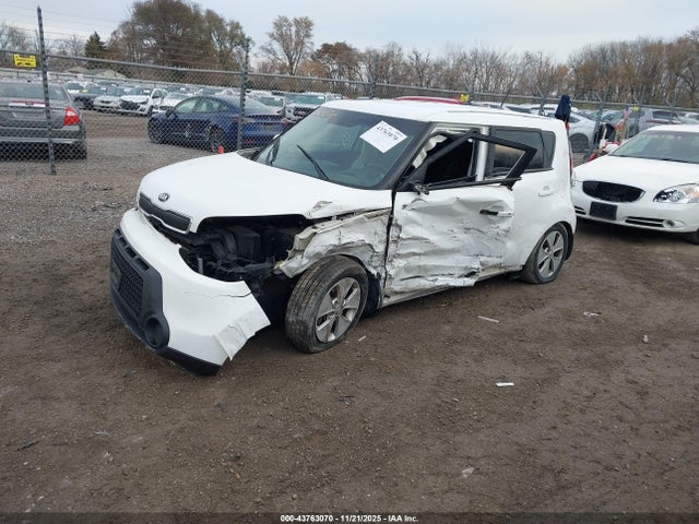 KNDJN2A27G7312710 KIA Soul