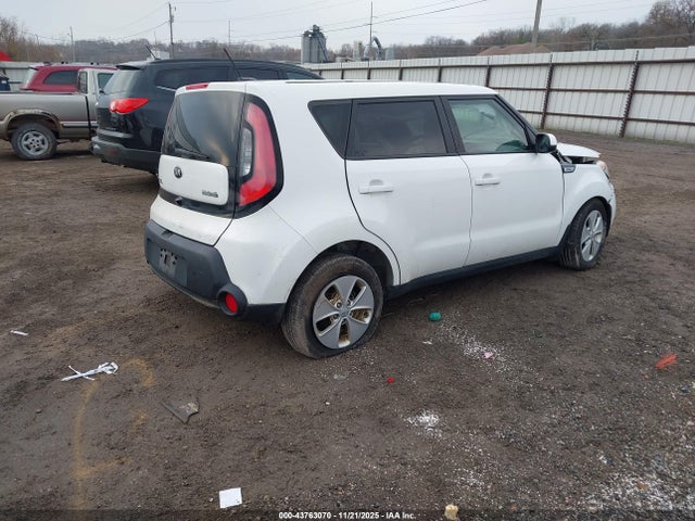 KNDJN2A27G7312710 KIA Soul