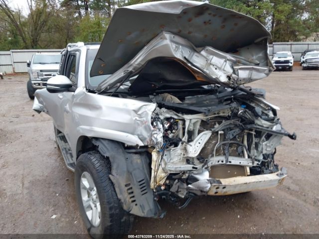 2018 TOYOTA 4RUNNER JTEBU5JR6J5603686 Photo 5